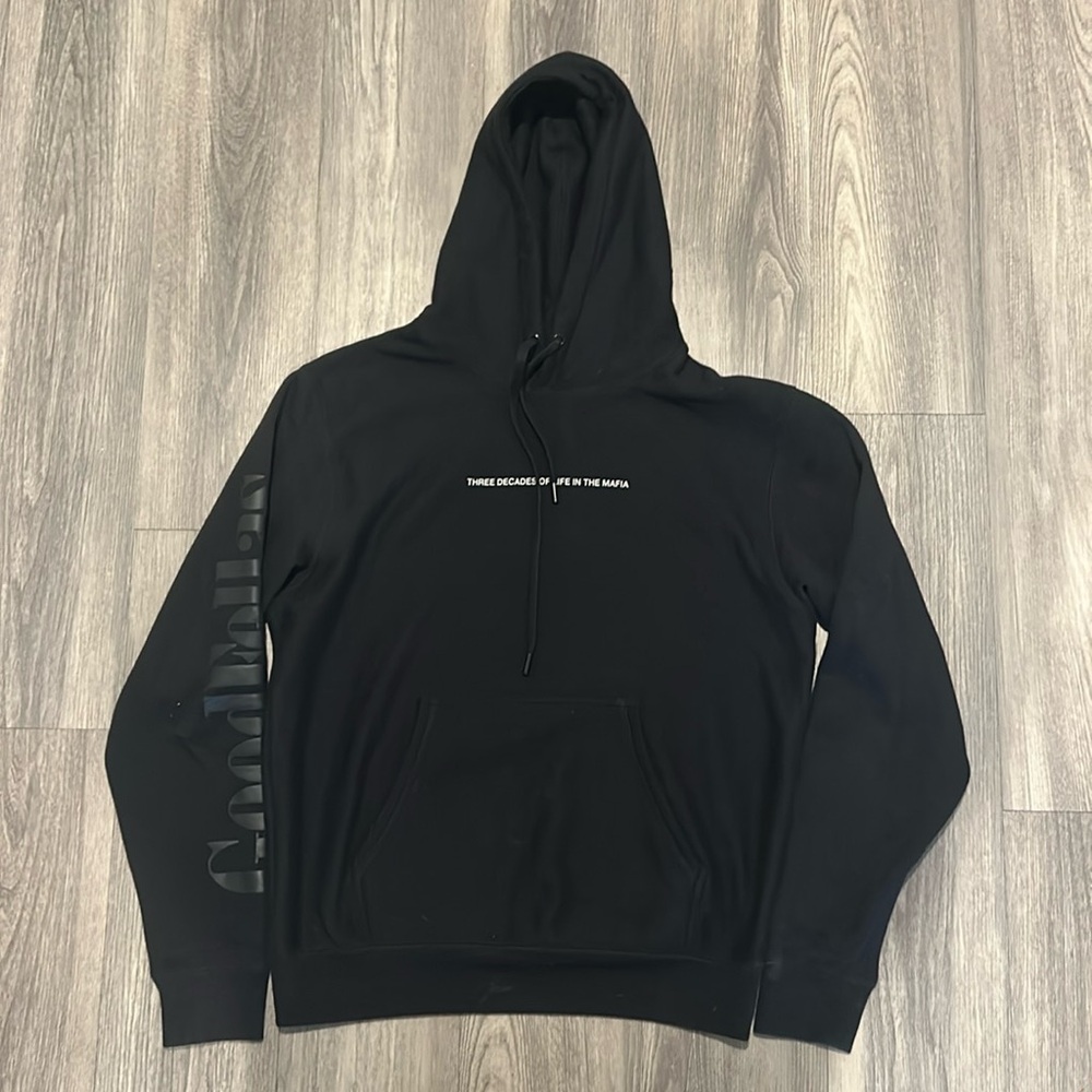 Medium Pullover - Black